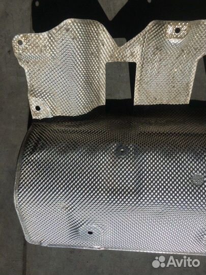 Экран тепловой Bmw 530D G30 LCI B57D30A 2020