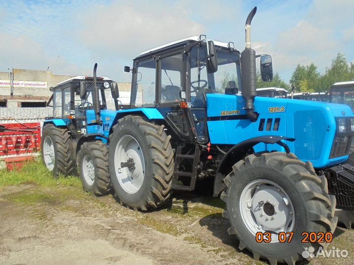 Трактор МТЗ (Беларус) 1221.3, 2023