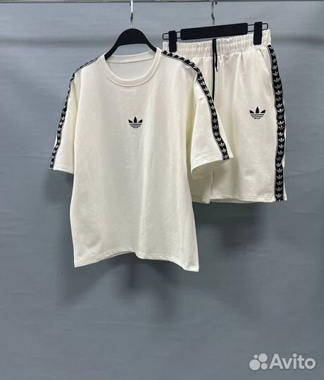 Спортивный костюм Adidas летний