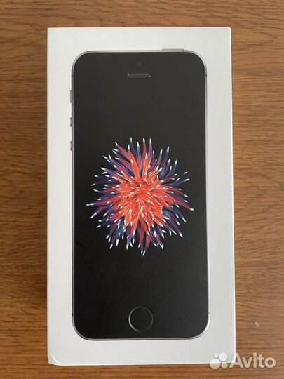 iPhone SE, 64 ГБ