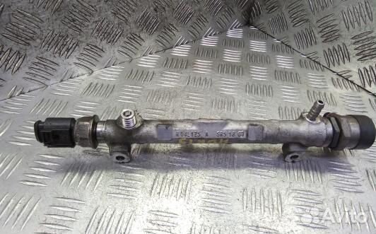 Топливная рампа дизельная skoda octavia A7 (HUK19B