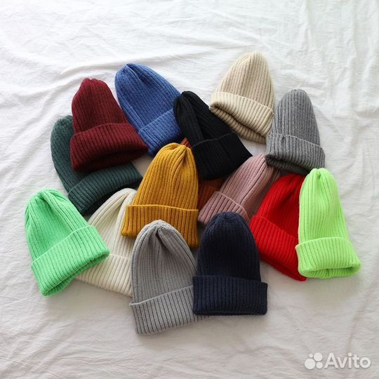 Шапка молодежная однотонная