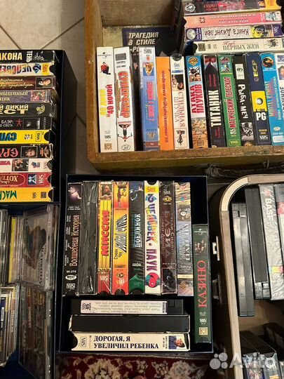 Видео-аудио кассеты, музыкальные диски