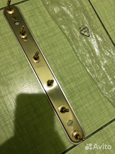 Вешалка с 6 крючками