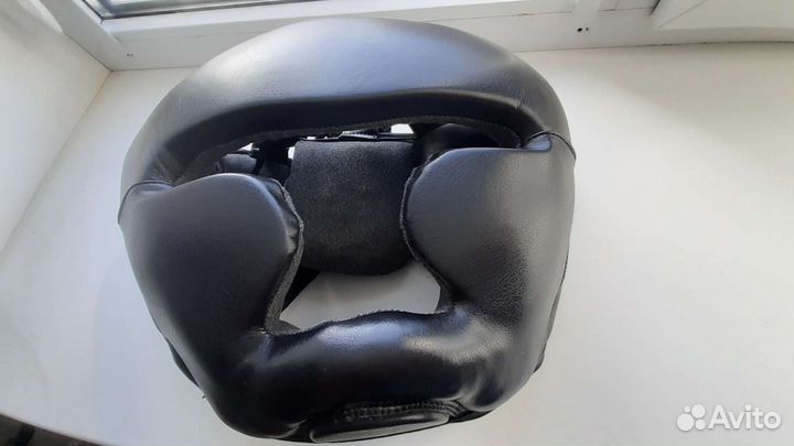 Шлем защита для боевых видов спорта