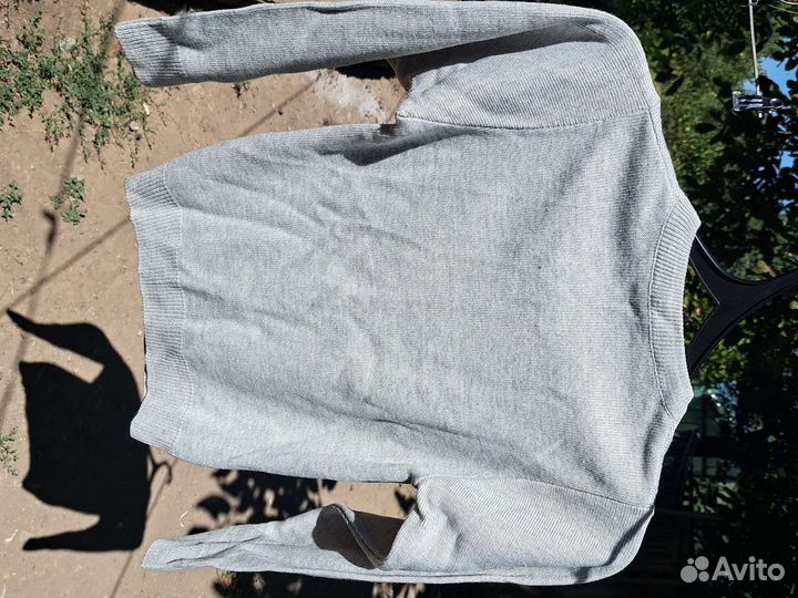 Тонкий свитер