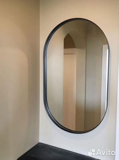 Зеркало с сенсорной подсветкой