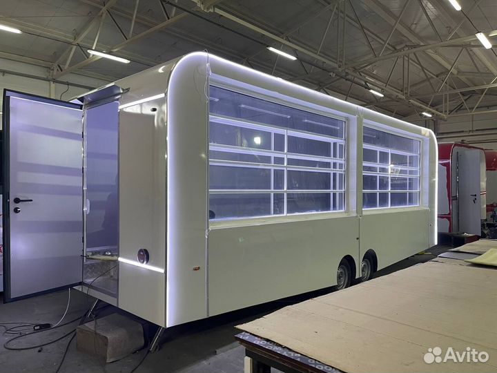 Мобильный фудтрак для торговли