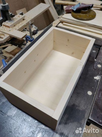 Ящик деревянный подарочный