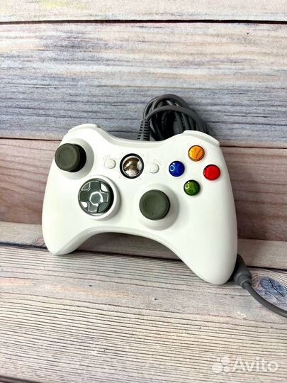 Джойстик Xbox 360
