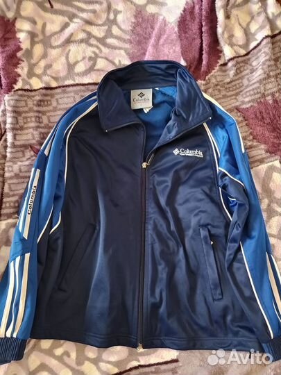 Спортивный костюм