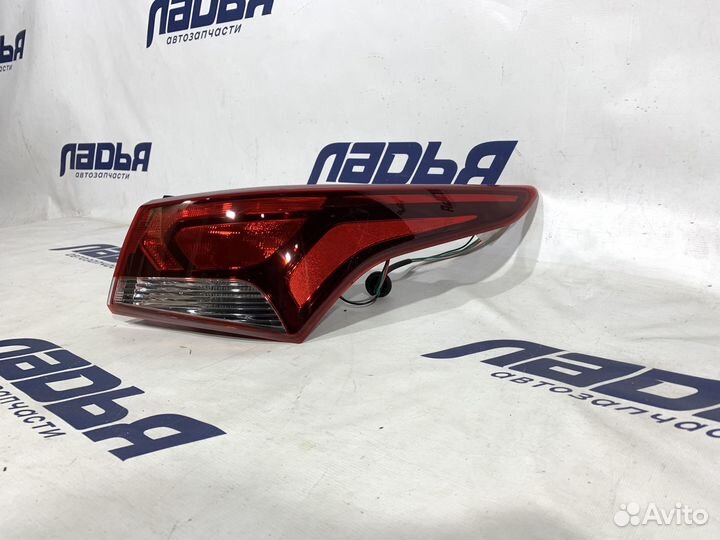 Фонарь Hyundai Solaris(17) внешний правый