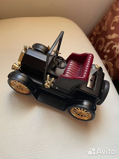 Винтажная зажигалка и держатель для сигарет 1917