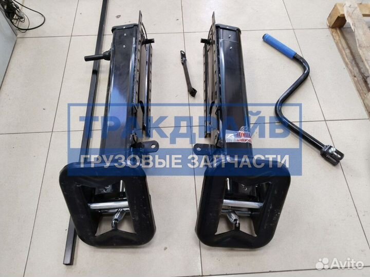 Опорное устройство 850 мм. (пара, вал и ручка)