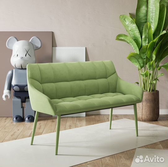 Прямой диван банкетка Boss