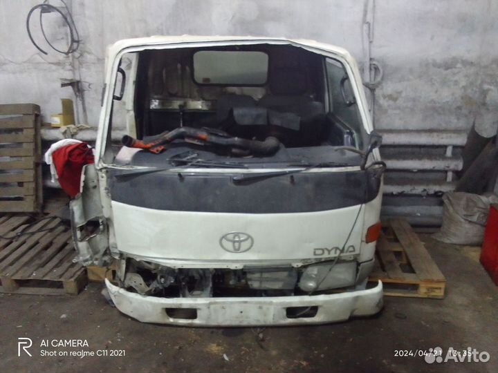 Кабина toyota dyna