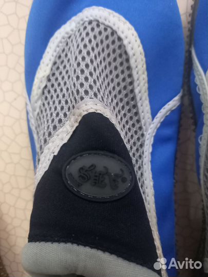 Коралки (тапочки для моря)