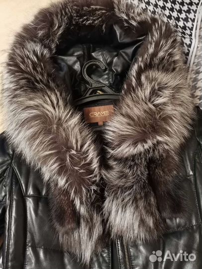 Зимняя кожаная куртка с мехом женская