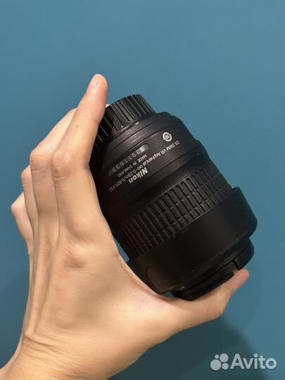 Объектив Nikon