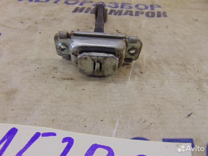 Ограничитель двери для Hyundai Elantra 3 2000-200