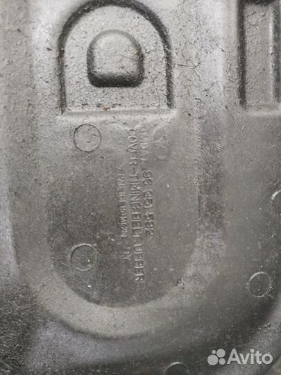 Кожух грм Daewoo Nexia седан F16D3 2011