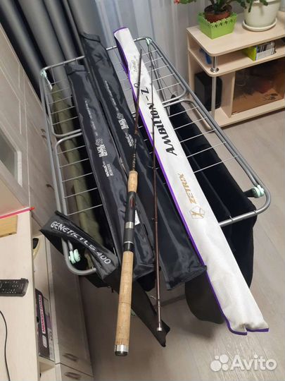 Продам спининги