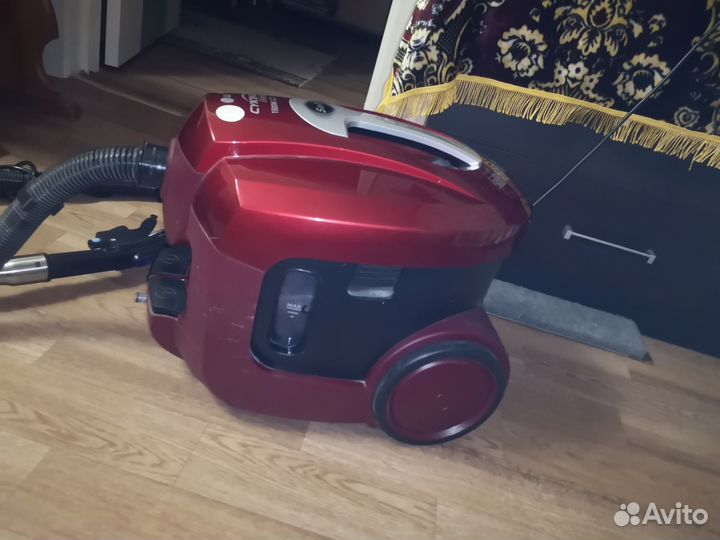 Моющий пылесос lg