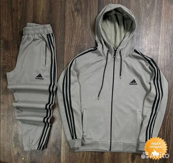 Спортивный костюм Adidas