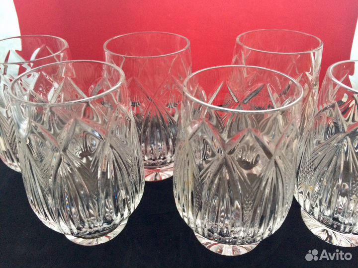 Хрустальные рюмки коньячные