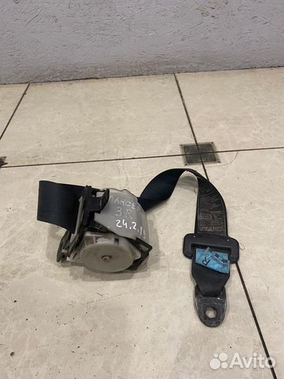 Ремень безопасности задний правый Mitsubishi Lance