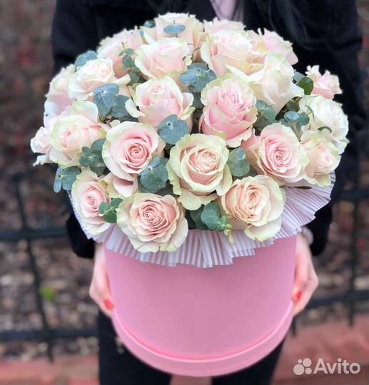 Букеты, цветочные композиции из роз