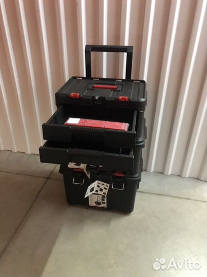 Ящики для инструментов на колесах