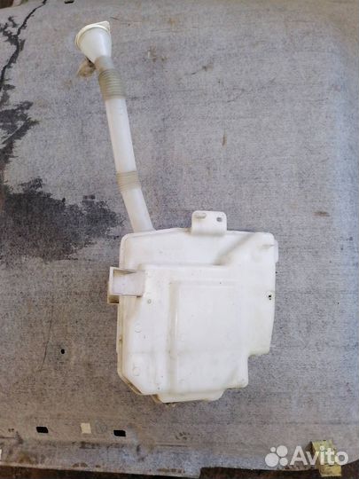 Бачок омывателя Mitsubishi ASX GA1W 2011