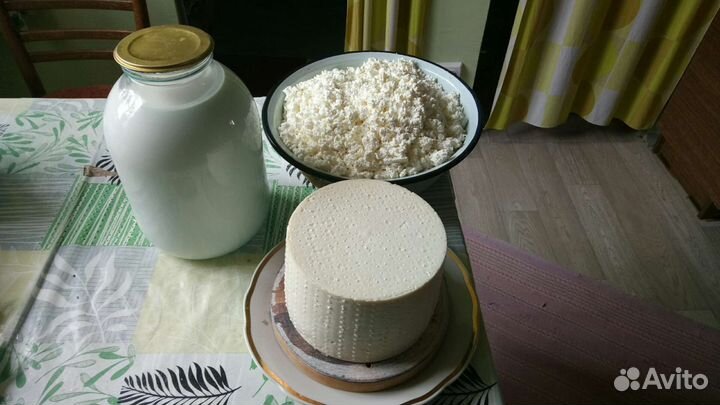 Пчелиный воск, мед, прополис, молоко, творог, сыр