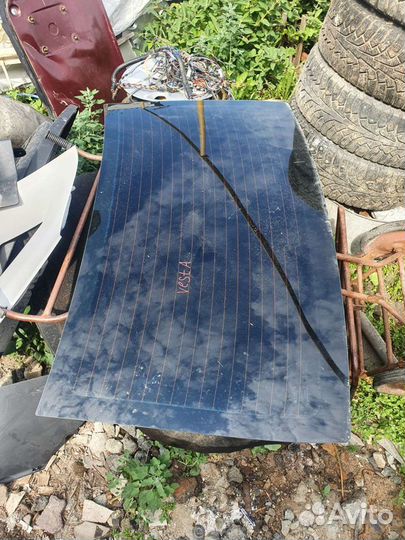 Заднее стекло Лада vesta седан 2018 год