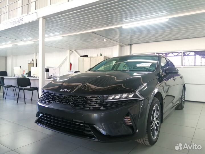 Kia K5 2.0 AT, 2023