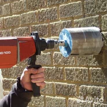 Алмазное сверление отверстий