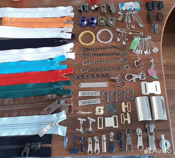 Швейная фурнитура Бахрома Молнии Опушки и др. Торг