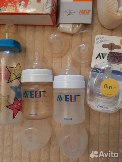 Молокоотсос, бутылочки для кормления