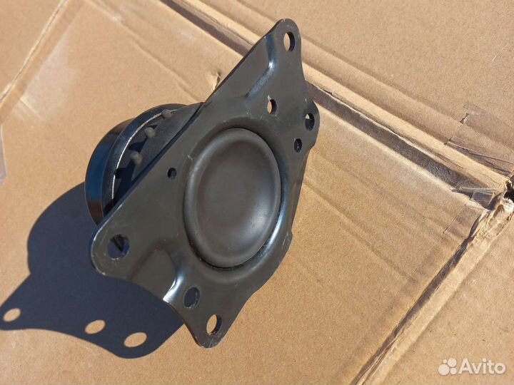 Skoda Fabia 2/VW Polo 5 подушка 6Q0199262BF двс