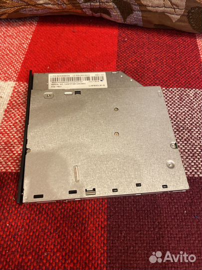 Дисковод с сенсорной кнопкой UJ8FB