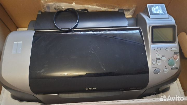 Цветной лазерный принтер epson