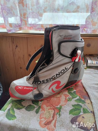 Лыжные ботинки коньковые rossignol