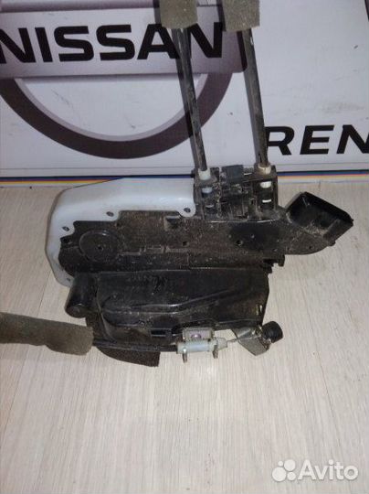 Замок задней двери nissan almera G15 Прав