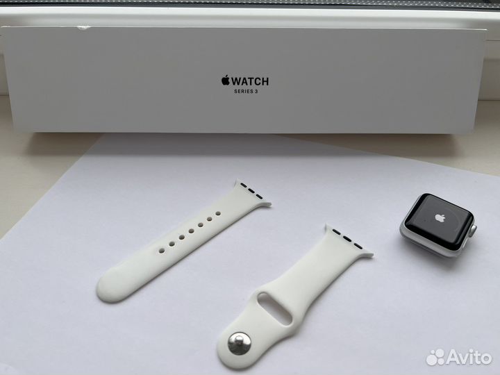Смарт-часы Apple Watch Series 3