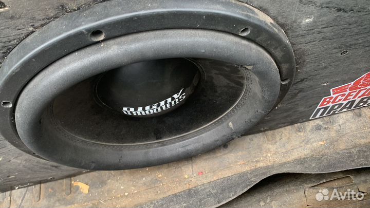 Сабвуфер сандаль