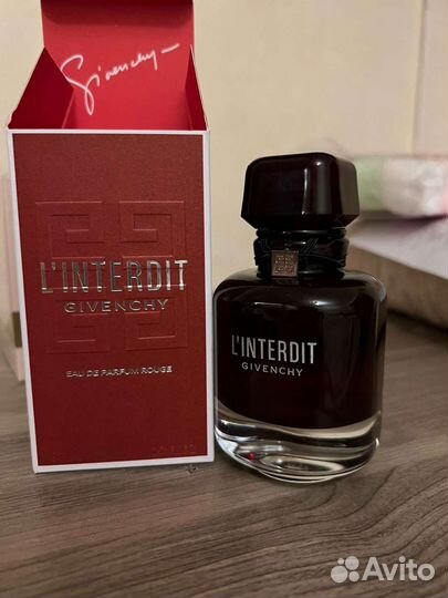 Givenchy linterdit rouge