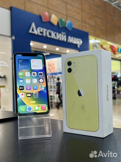 iPhone 11, 64 ГБ