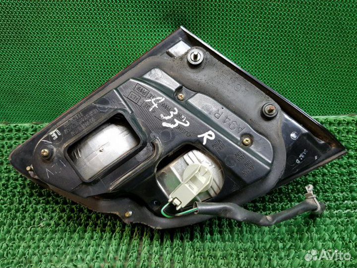 Фонарь задний правый Nissan Maxima A33 VQ20DE