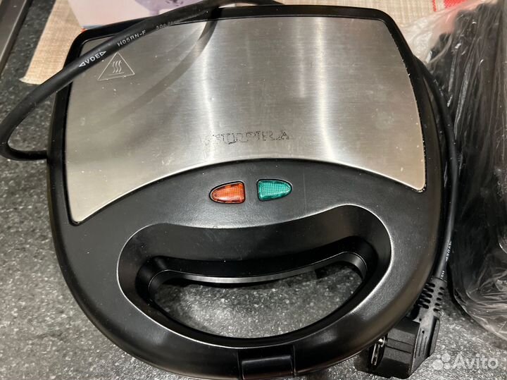 Вафельница Supra